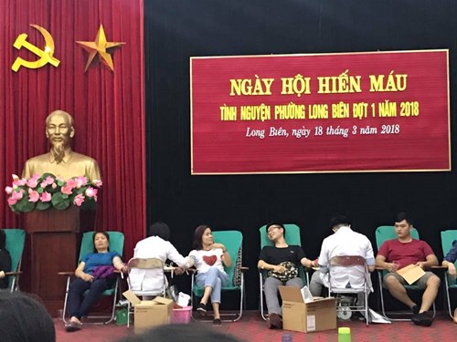 Trường mầm non Long Biên tham gia Ngày hội hiến máu tình nguyện phường Long Biên đợt I năm 2018.

